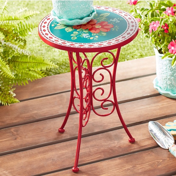 Pioneer Woman Plant Standnull